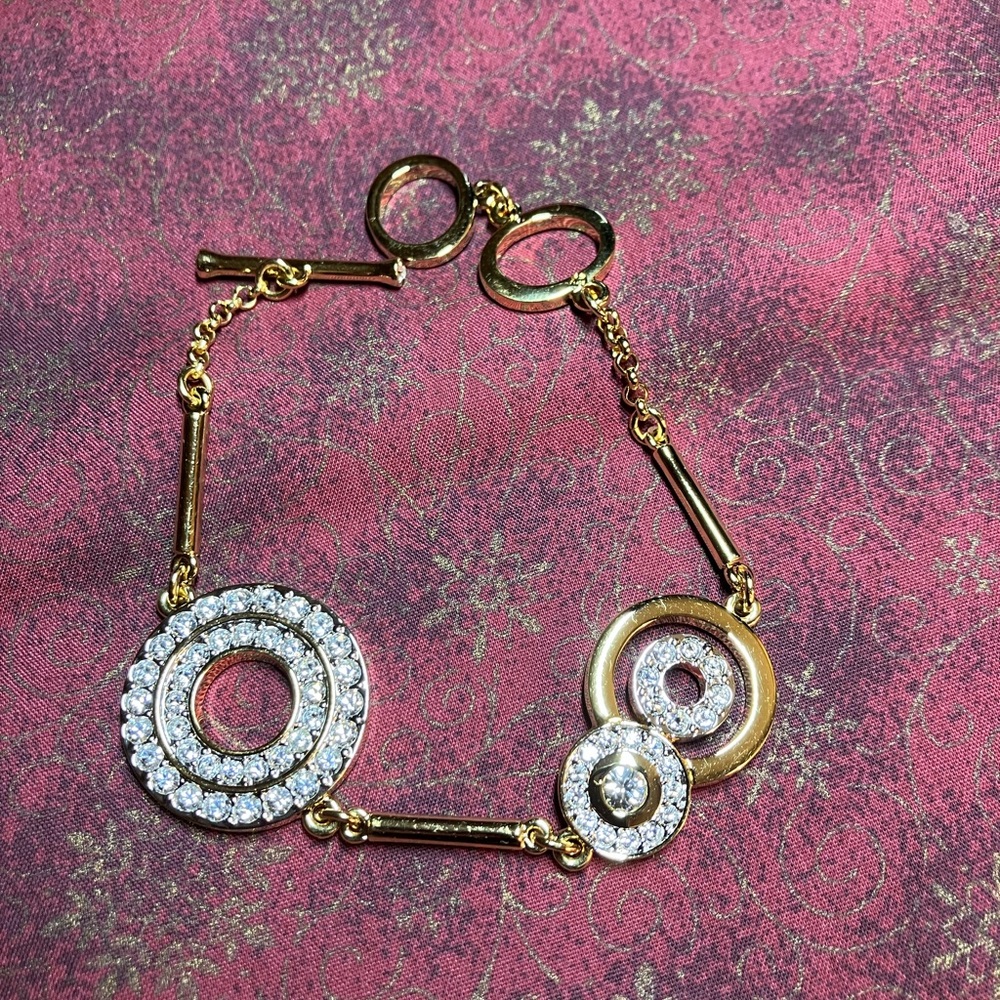Swarovski Gold Circle Bracelet